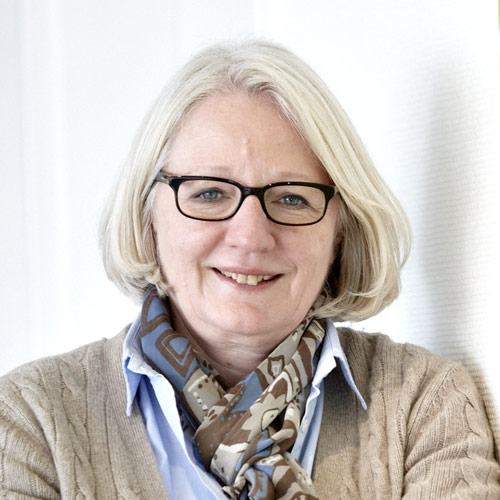 Elke Hlawatschek, Geschäftsführerin